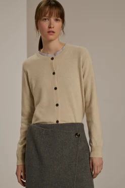 cardigan winner
