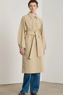 trench dustin
